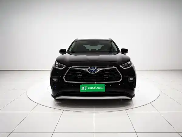 Toyota Highlander 2021