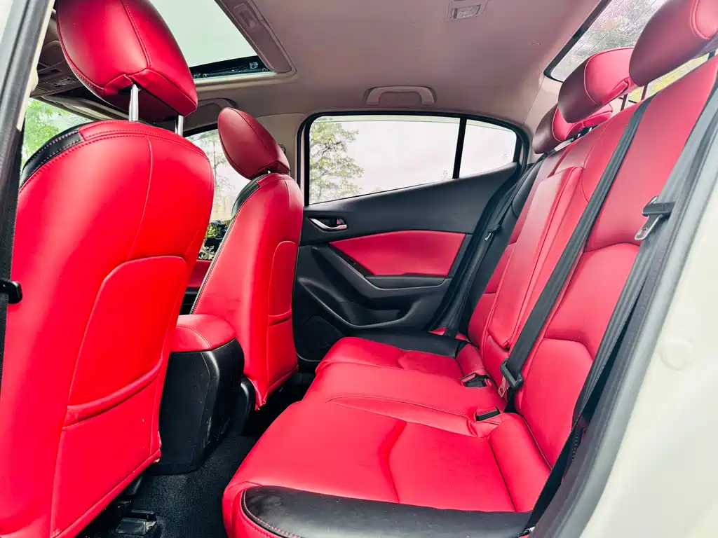 Mazda 3 Angkesela 2018