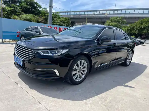 Ford Taurus 2020