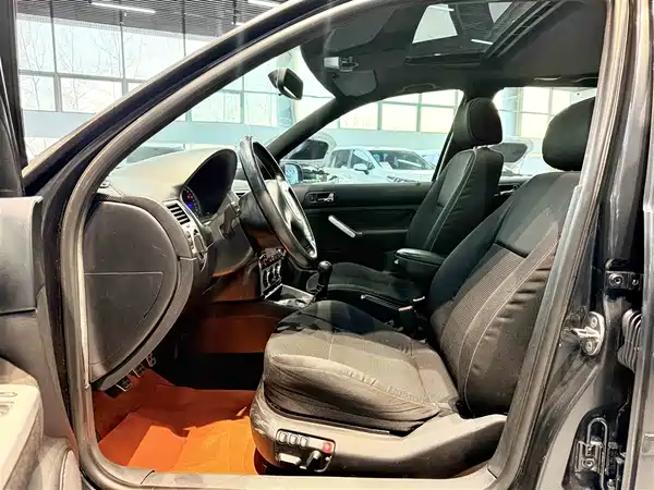 Volkswagen Golf 2008