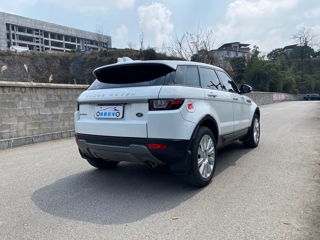 Land Rover Evoque 2018 — фото 6