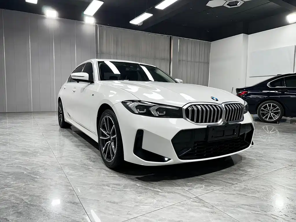 BMW 3 Series 2023