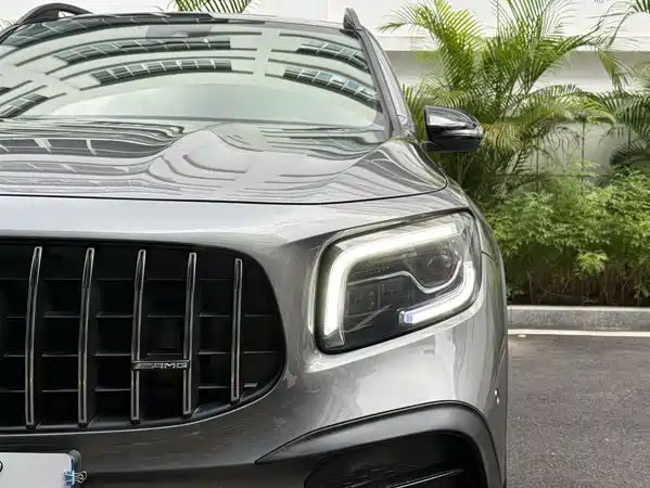 Mercedes-Benz GLB AMG 2021