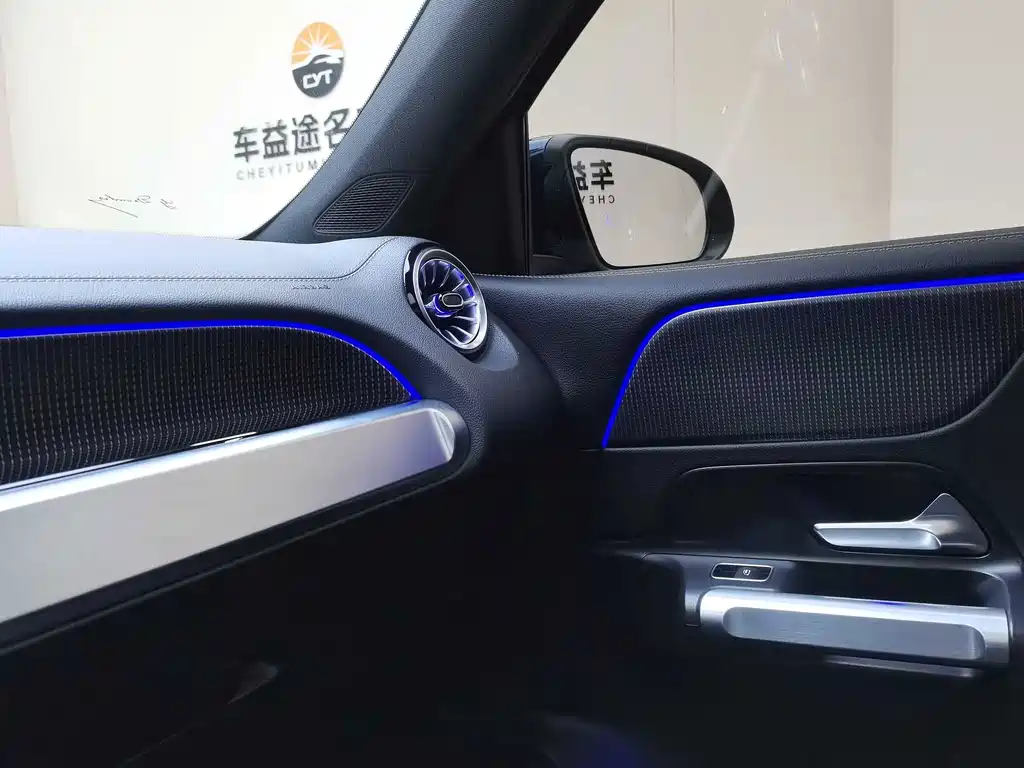 Mercedes-Benz GLB 2022 — фото 26