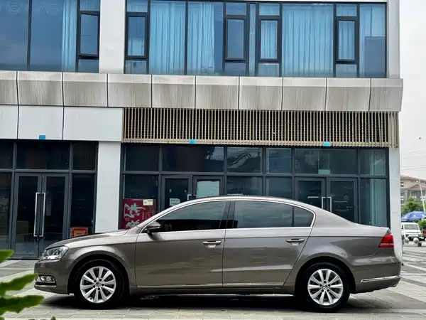 Volkswagen Magotan 2012