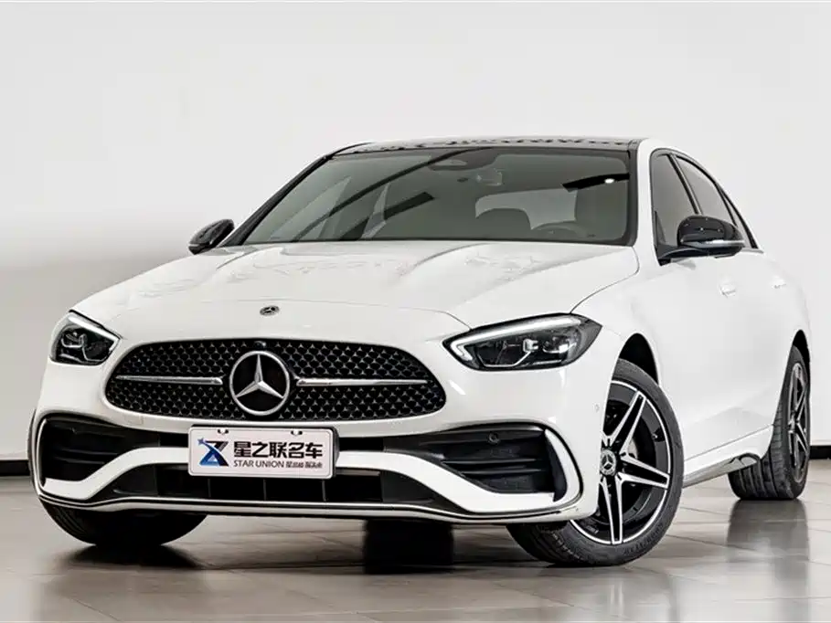 Mercedes-Benz C-Class 2023 — фото 3