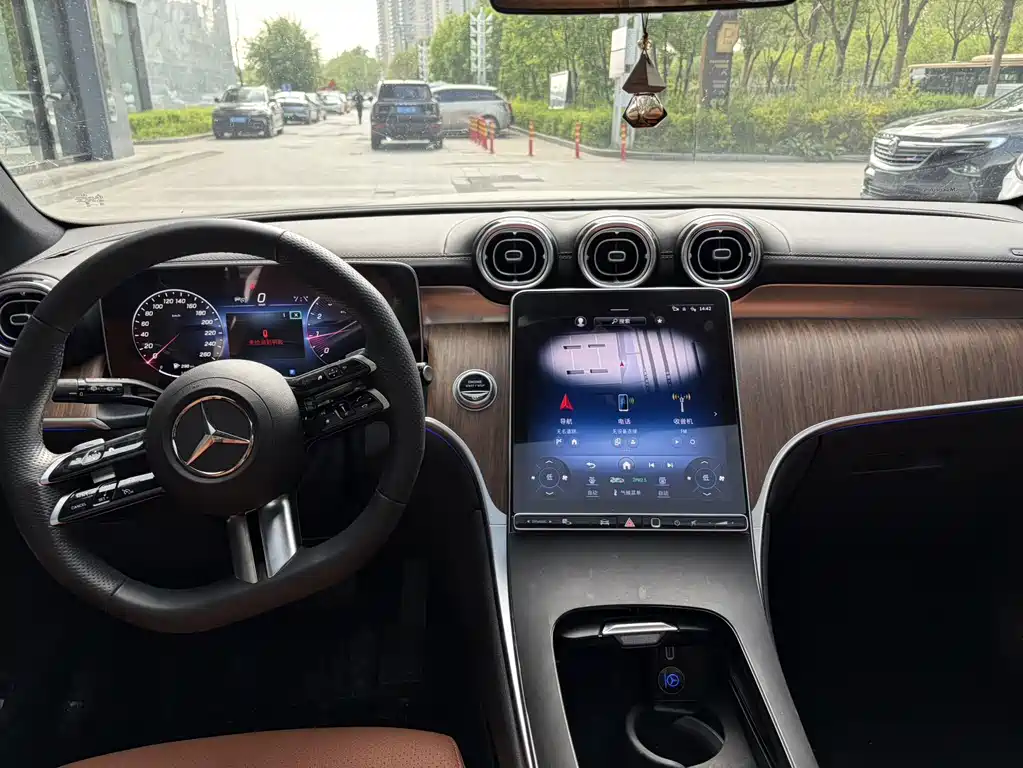 Mercedes-Benz GLC 2023 — фото 2