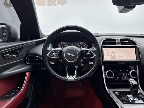 Jaguar XEL 2022