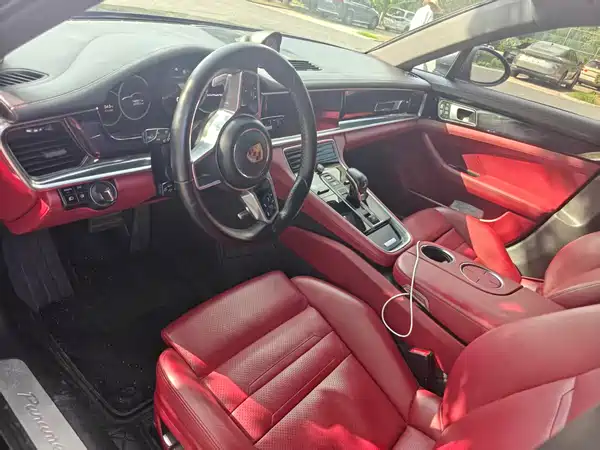Porsche Panamera 2020
