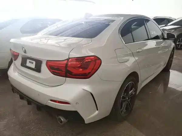 BMW 1 Series 2021