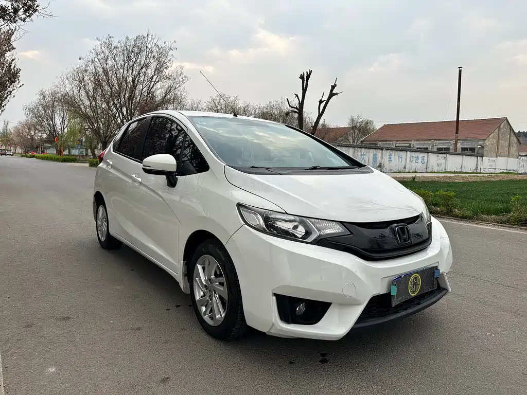 Honda Fit 2015 — фото 3