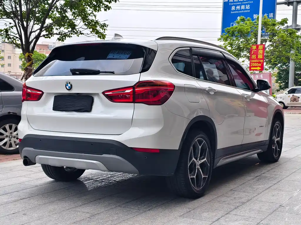BMW X1 2018 — фото 7