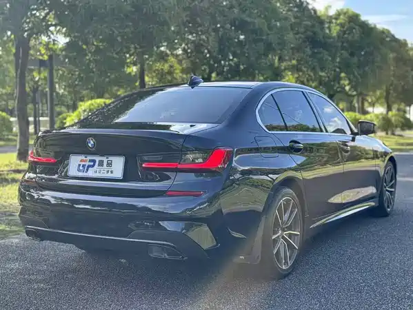 BMW 3 Series 2021