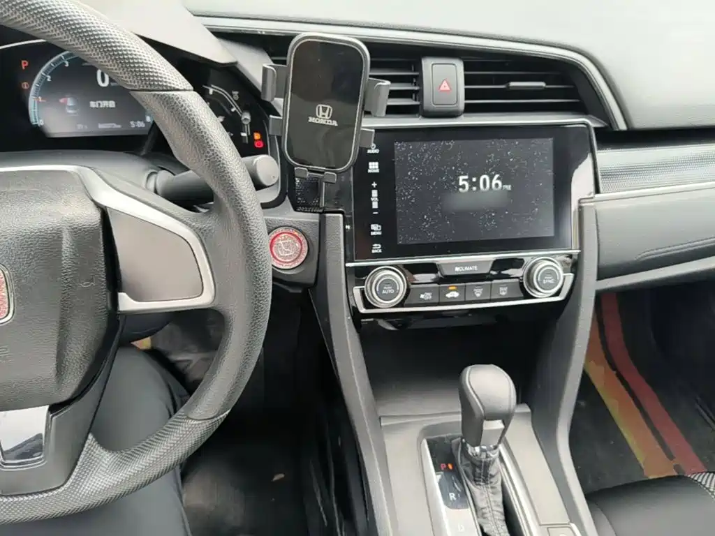 Honda Civic 2020 — фото 10