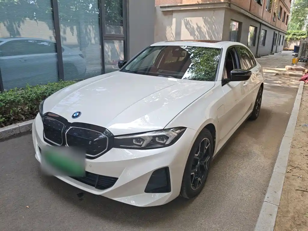 BMW i3 2023 — фото 1