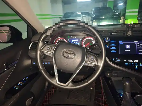 Toyota Camry 2018