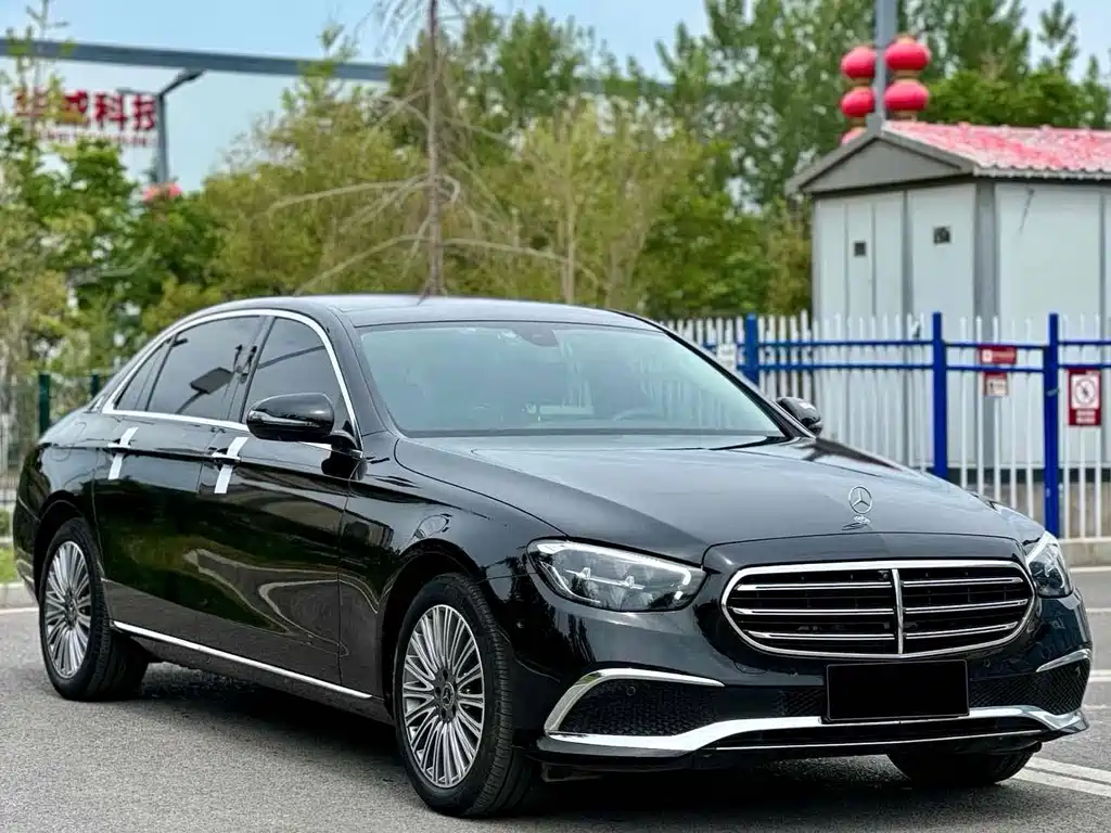 Mercedes-Benz E-Class 2021