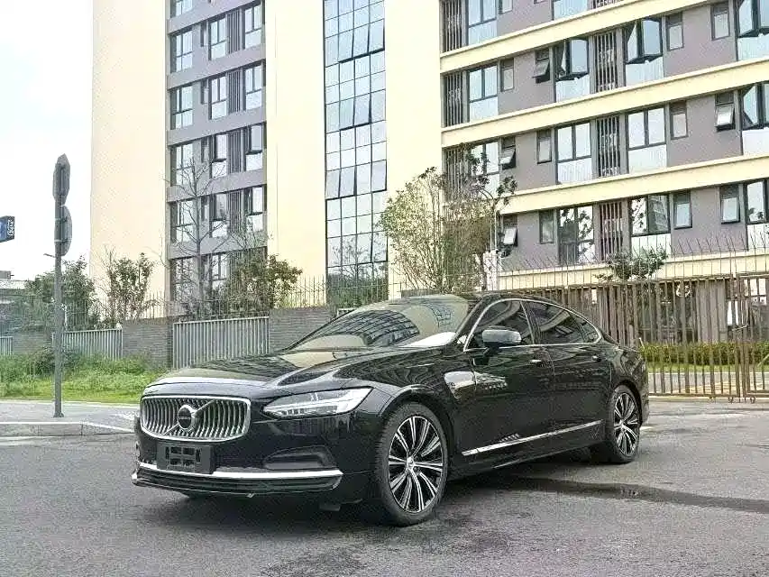 Volvo S90 2024 — фото 1