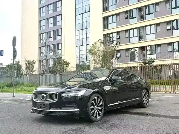 Volvo S90 2024