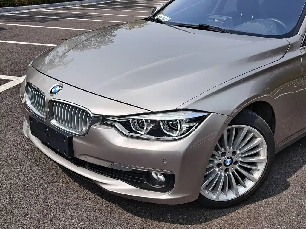BMW 3 Series 2017 — фото 6
