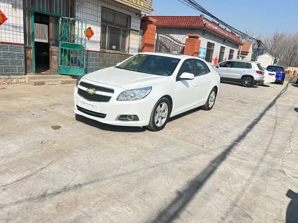 Chevrolet Malibu 2015 — фото 1