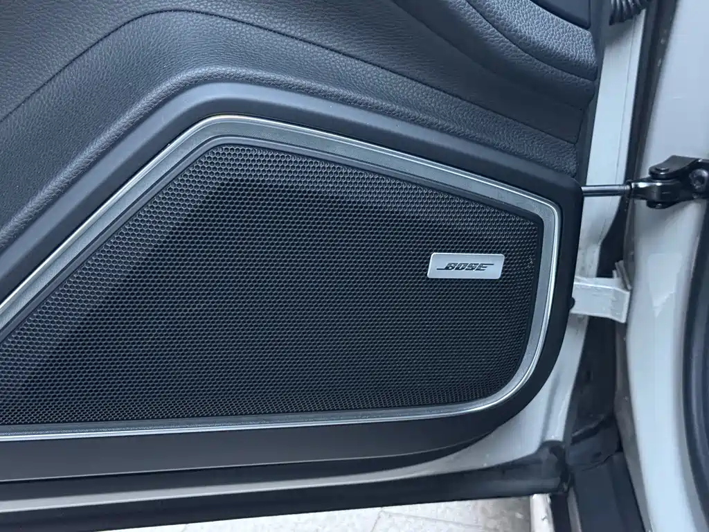 Porsche Panamera 2021 — фото 18