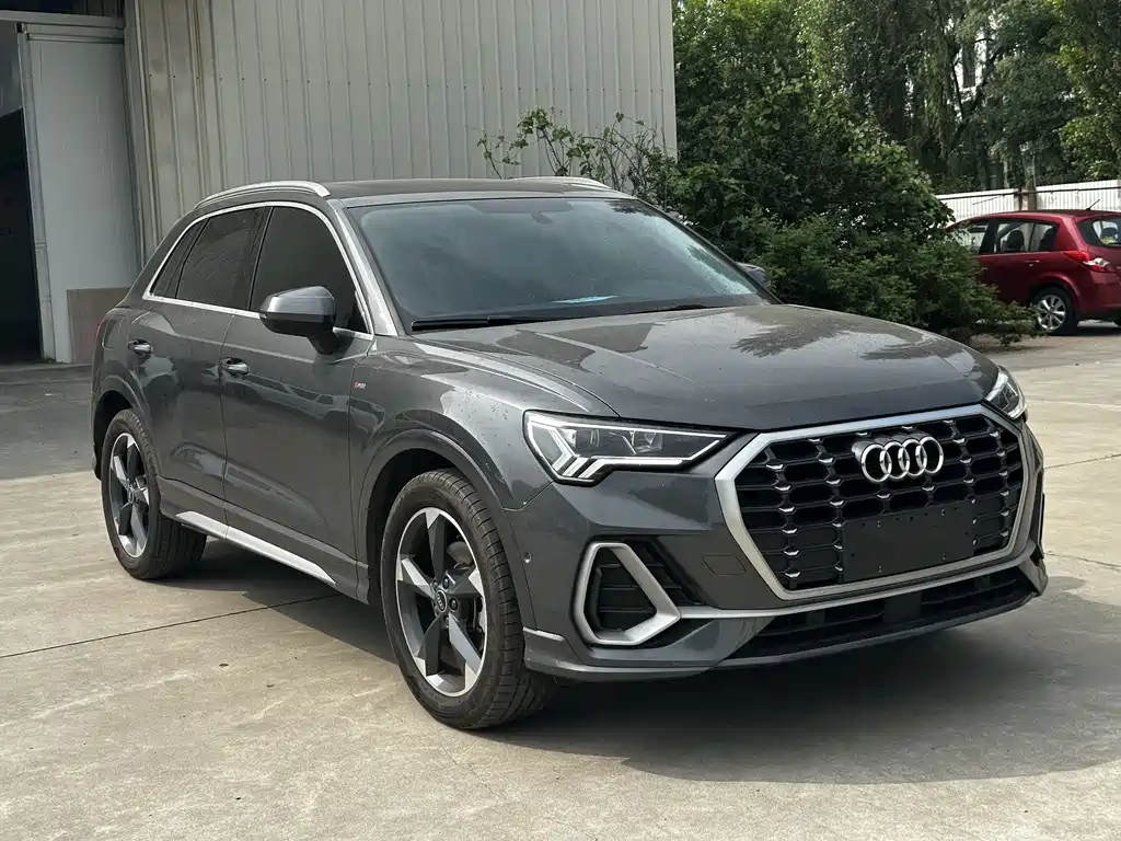 Audi Q3 2022