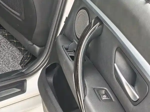 BMW 3 Series 2018
