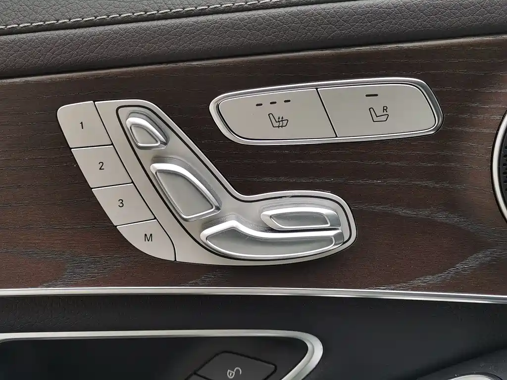 Mercedes-Benz GLC 2023 — фото 9