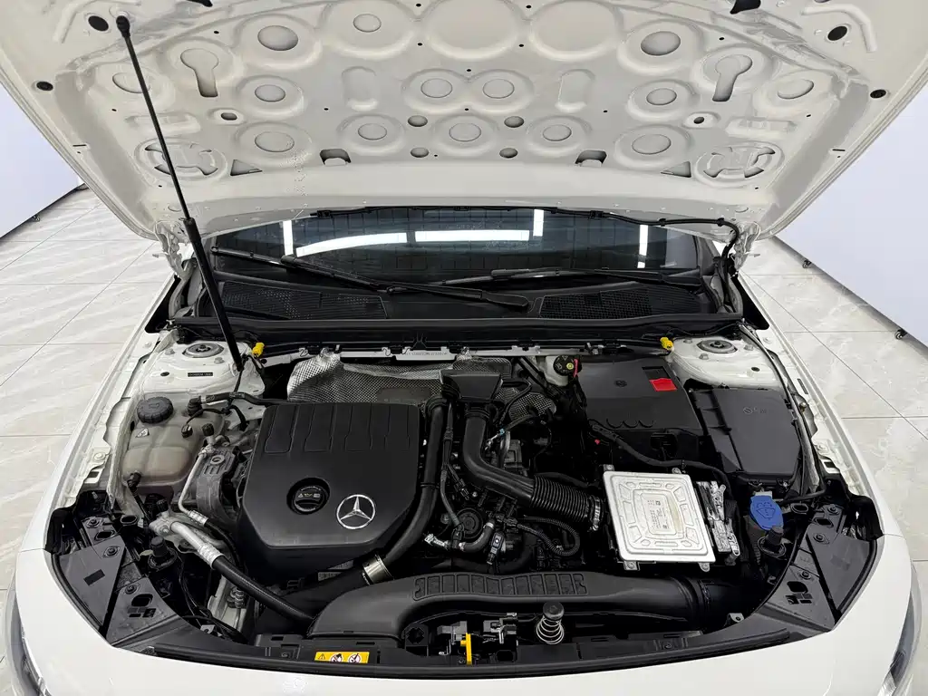 Mercedes-Benz A-Class 2021 — фото 22
