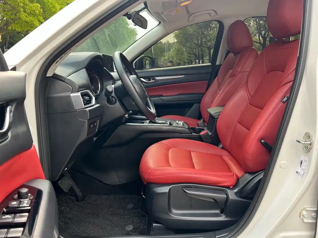 Mazda CX-5 2025
