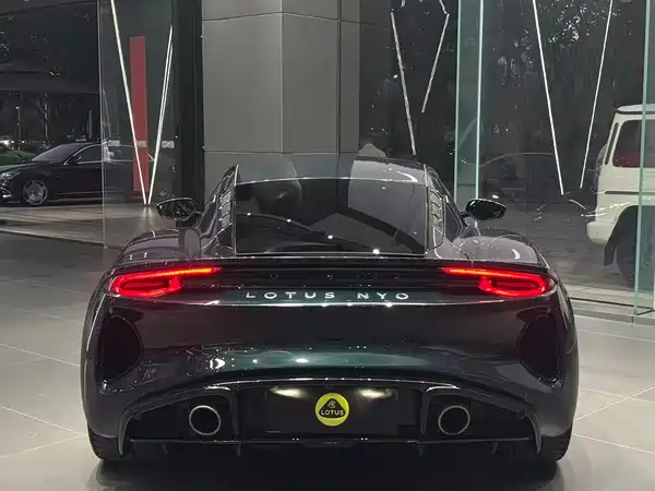 Lotus EMIRA 2023
