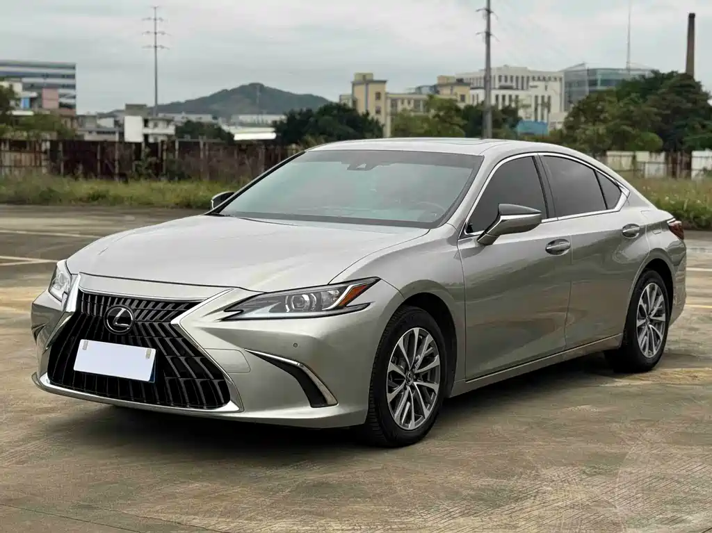 Lexus ES 2023 — фото 3