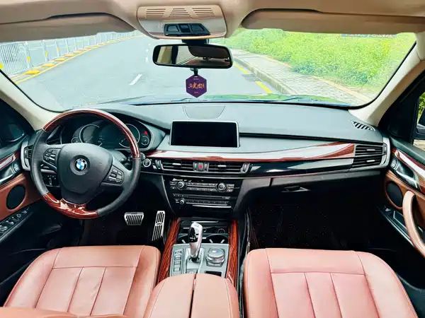 BMW X5 2019