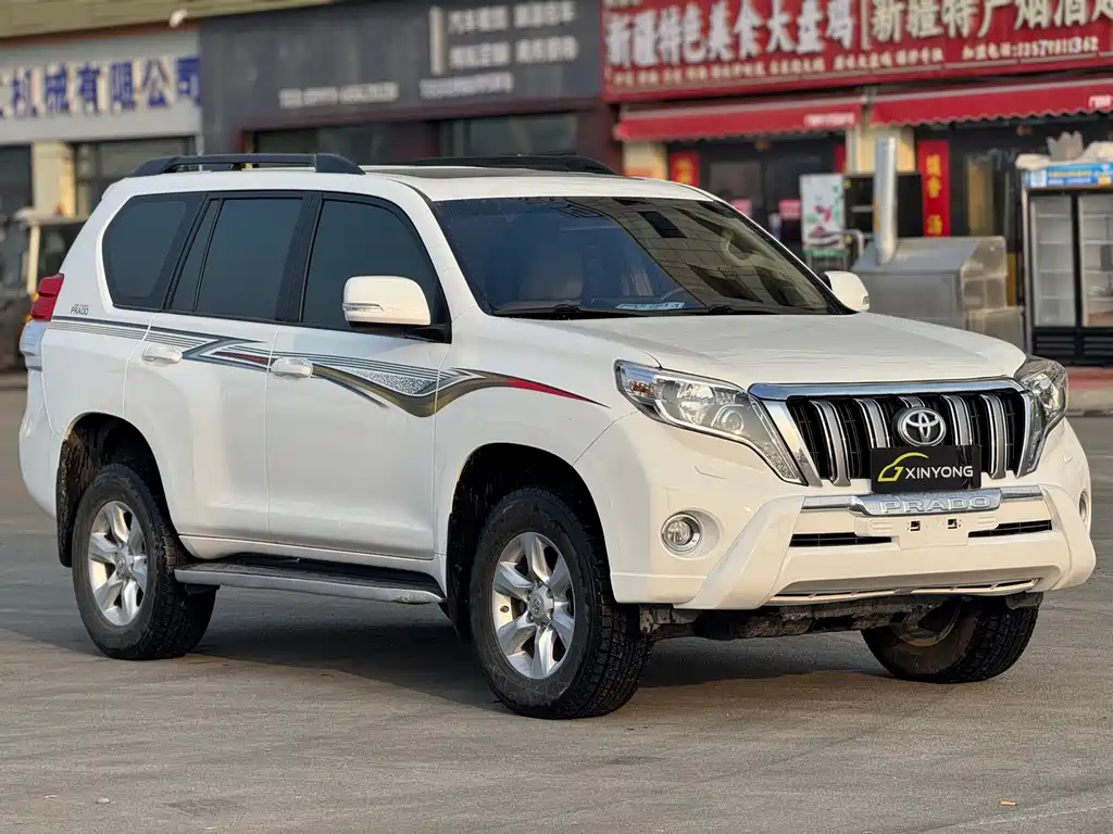 Toyota Prado 2013 — фото 2