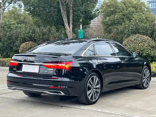 Audi A6L 2023
