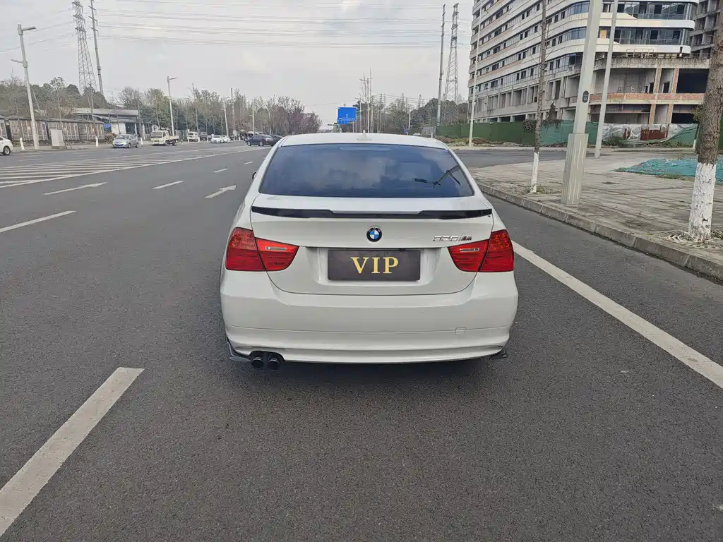 BMW 3 Series 2009