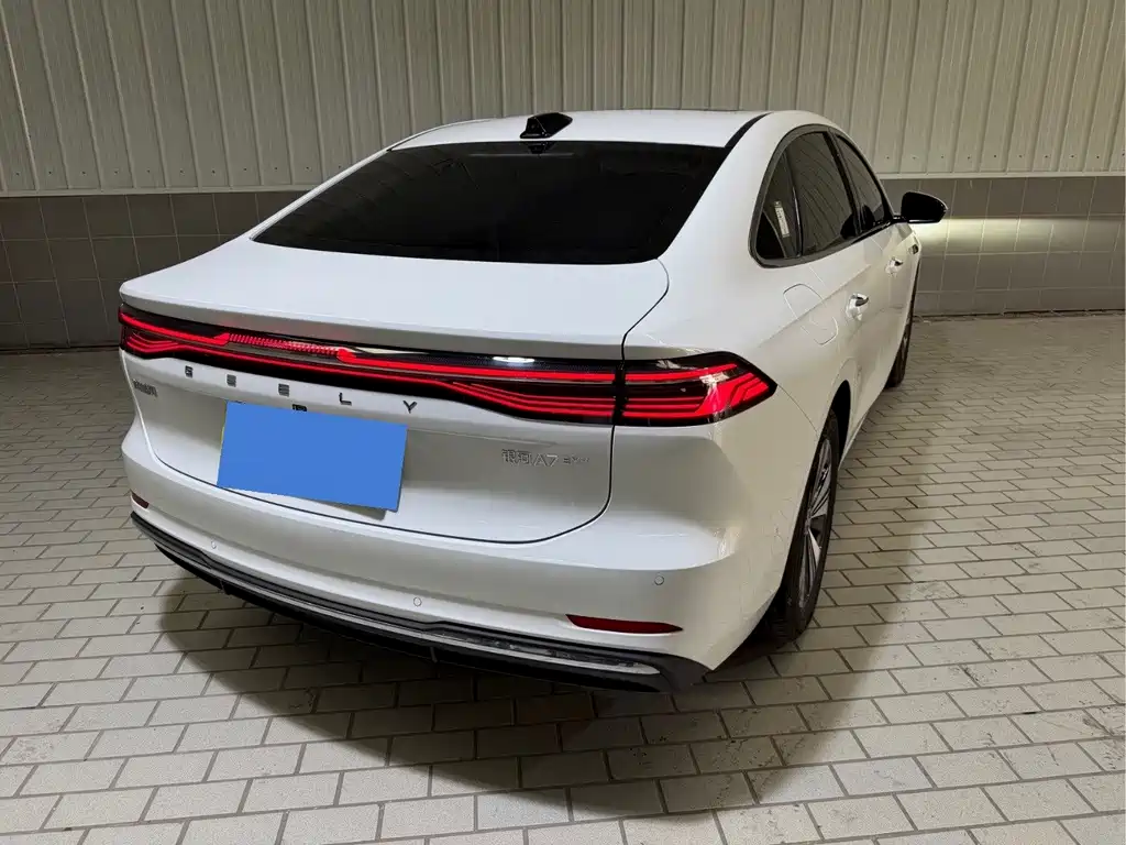 Geely Galaxy A7 EM 2025 — фото 4