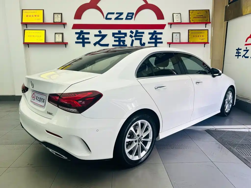 Mercedes-Benz A-Class 2021