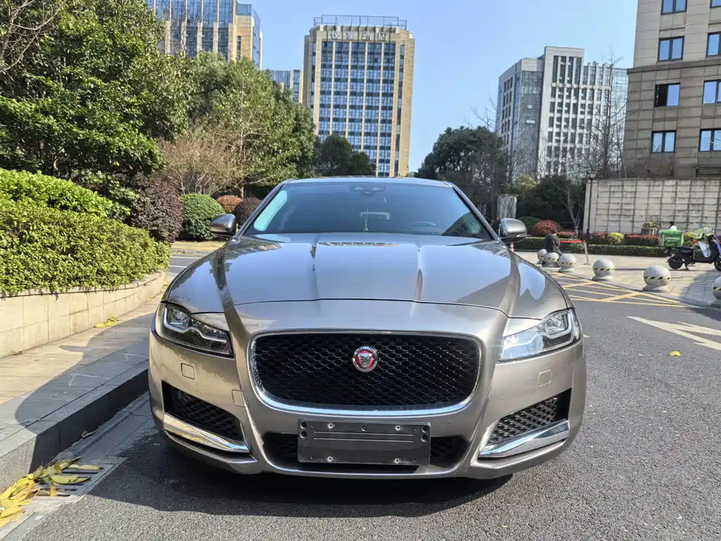 Jaguar XFL 2021 — фото 2