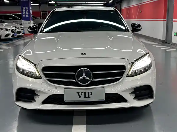 Mercedes-Benz C-Class 2020