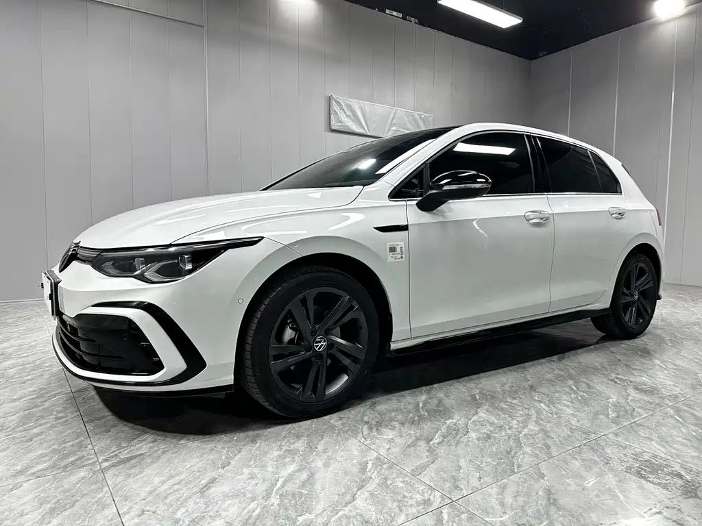 Volkswagen Golf 2022