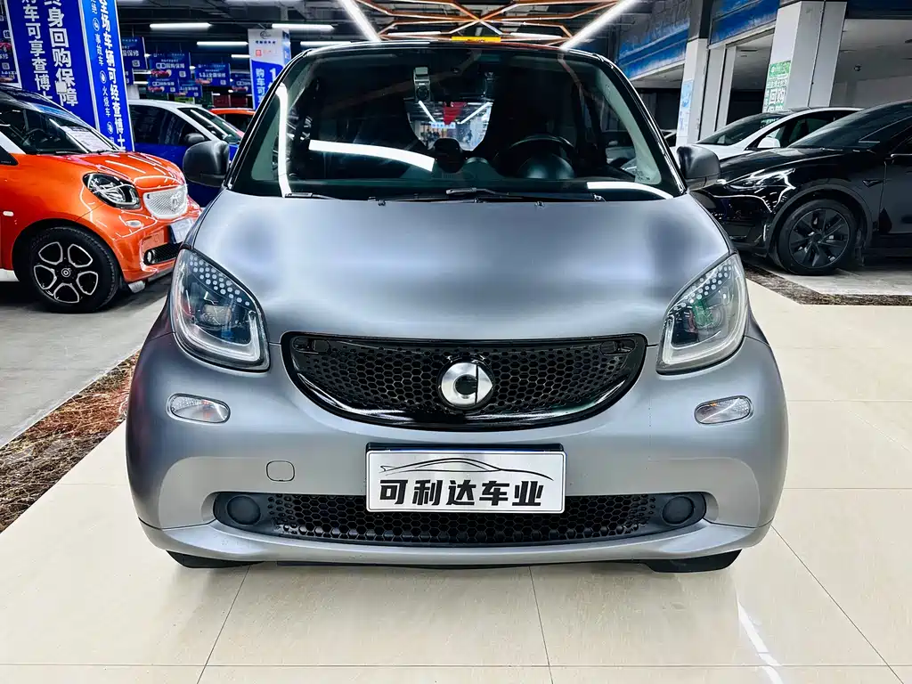 smart Fortwo 2018 — фото 8
