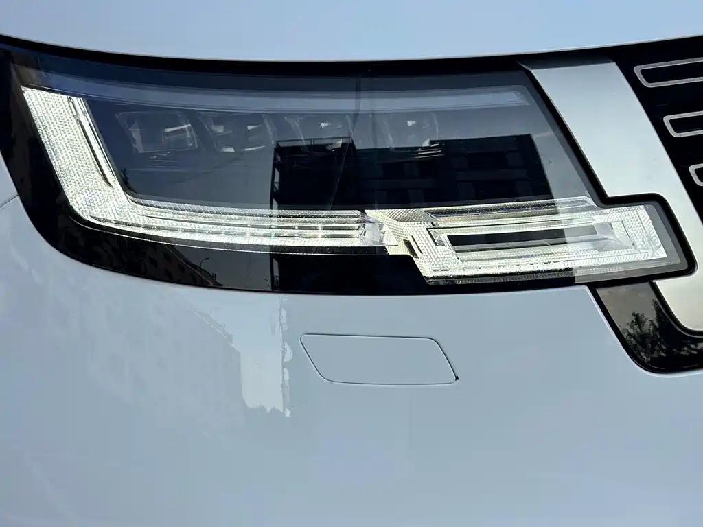 Land Rover Range Rover 2024 — фото 12