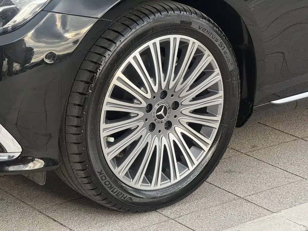 Mercedes-Benz E-Class 2020 — фото 7