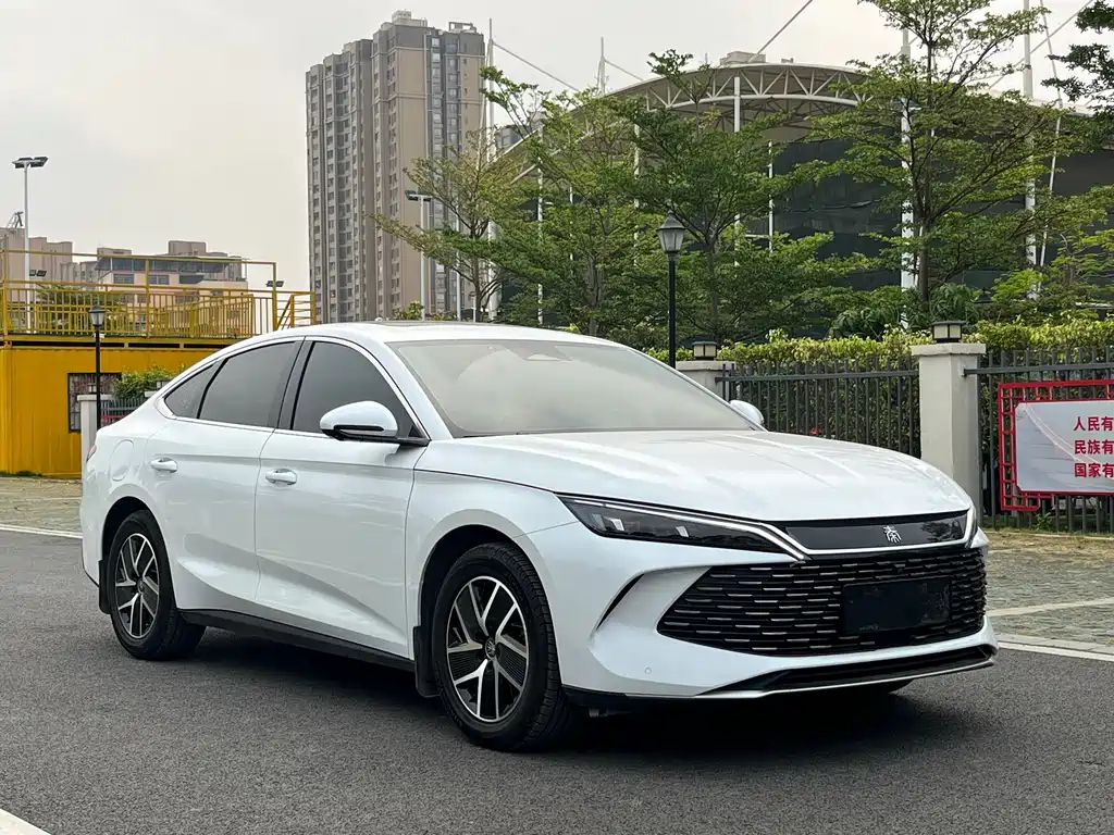 BYD Qin L 2025 — фото 37