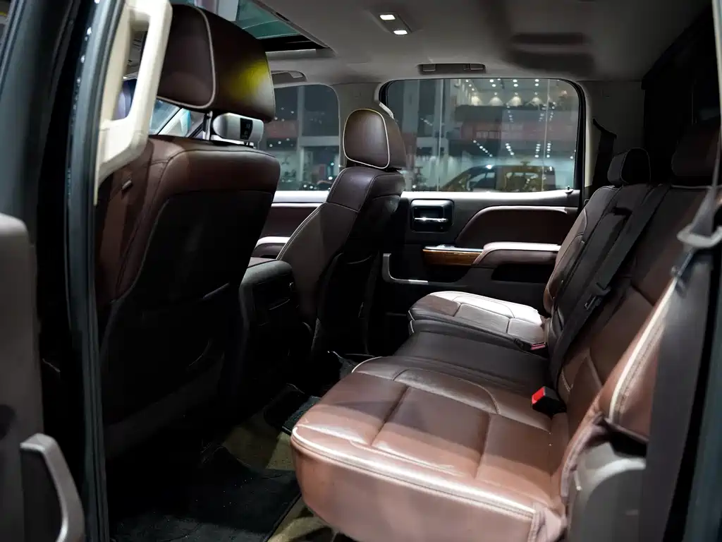 Chevrolet Silverado 2017 — фото 16