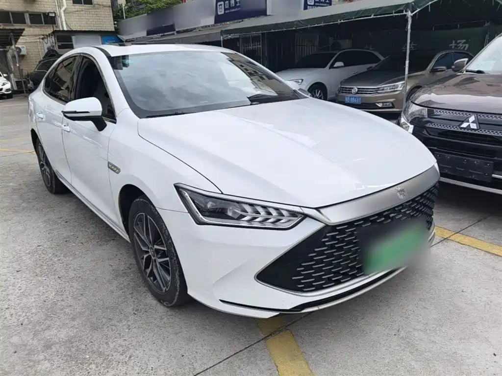 BYD Qin PLUS 2023 — фото 4