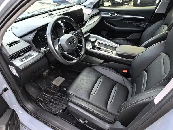 Geely Xingrui 2022