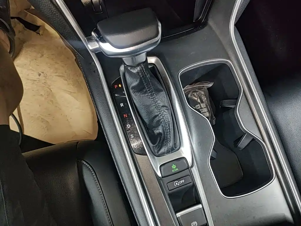 Honda Accord 2021 — фото 14
